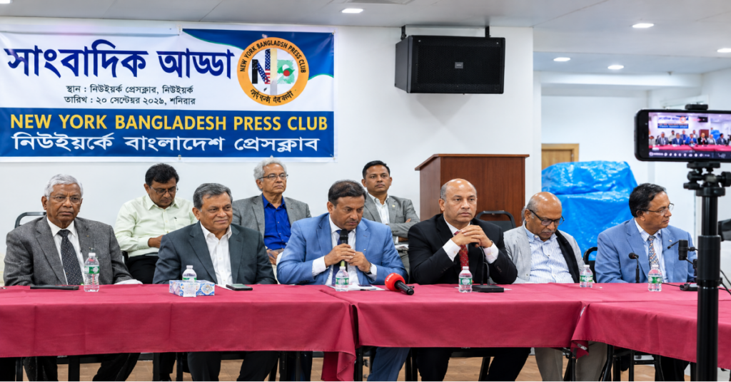 ‘নো ওয়েজবোর্ড, নো মিডিয়া’: সাংবাদিকদের নিরাপত্তা ও চাকরির নিশ্চয়তার দাবি